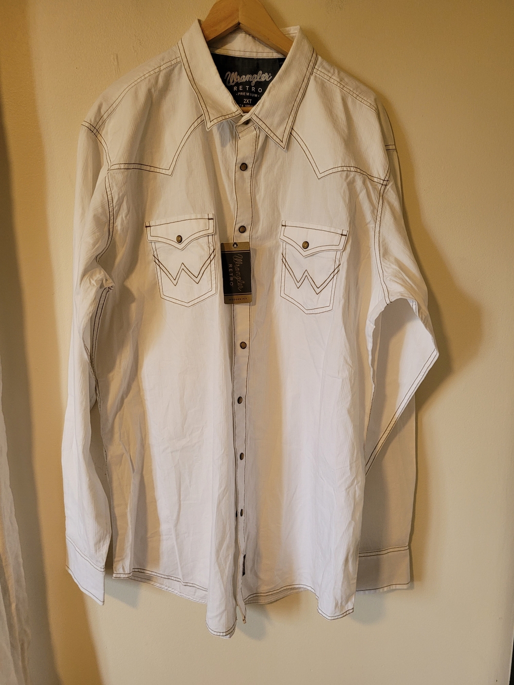 Wrangler Men’s White Western Snap-Front Shirt